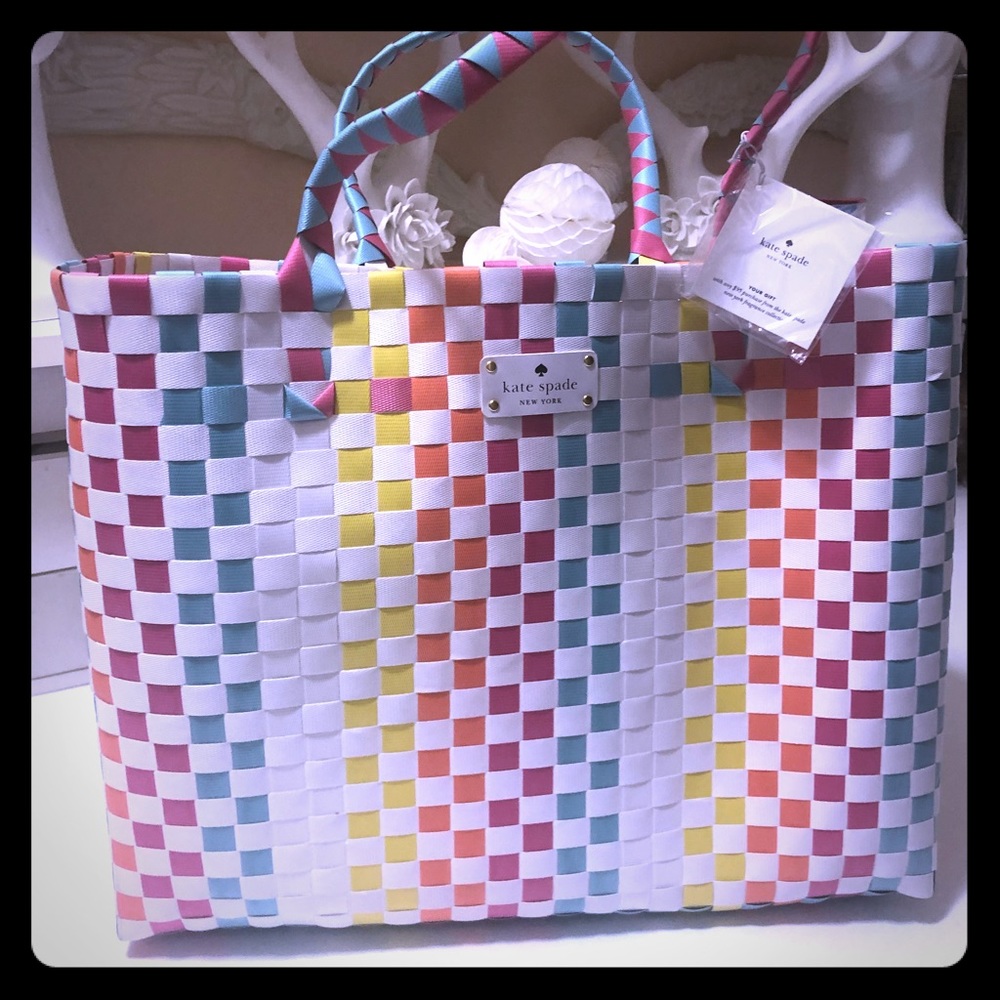 Kate spade tote, brand new with the tag